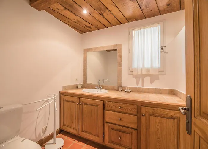 Tavara Di Porto-vecchio